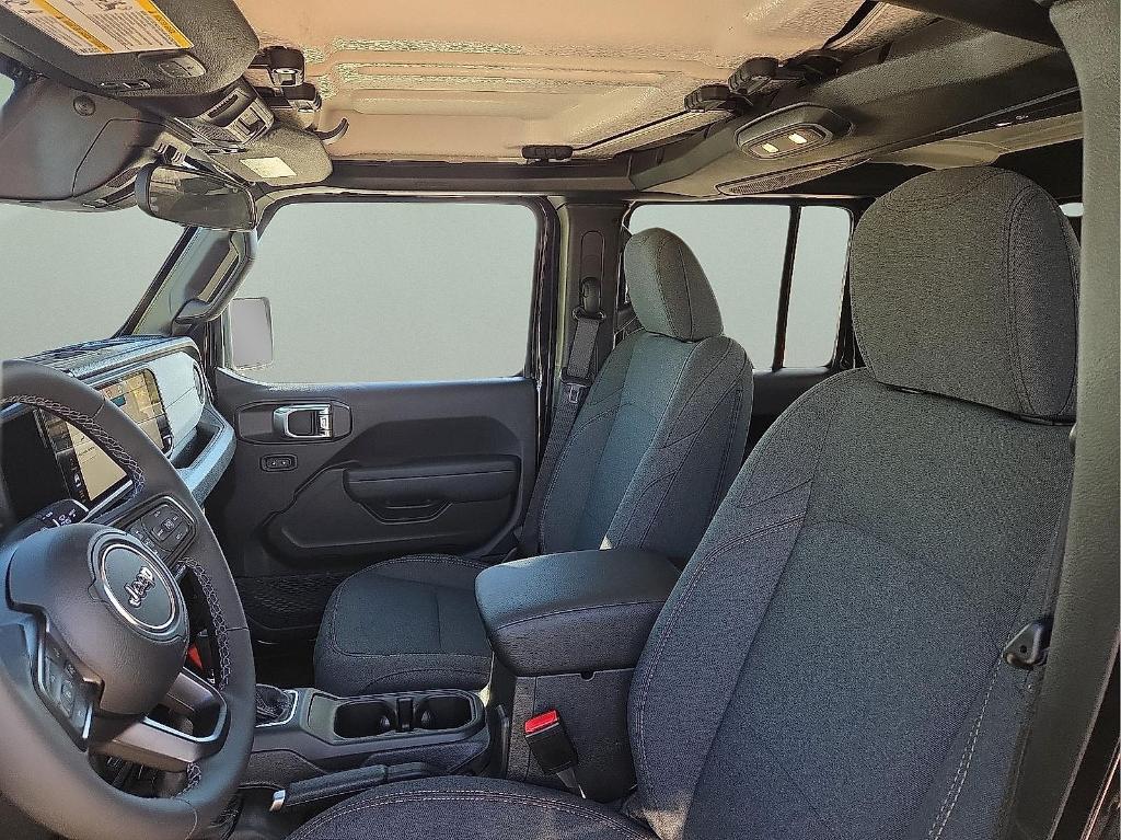 new 2026 Jeep Gladiator car, priced at $46,926