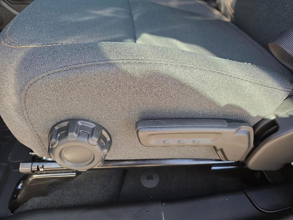 new 2026 Jeep Gladiator car, priced at $46,926