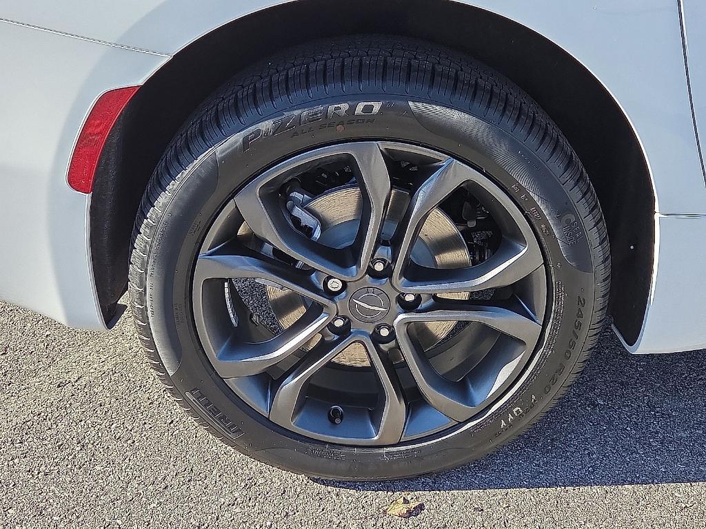 new 2026 Chrysler Pacifica car, priced at $42,015