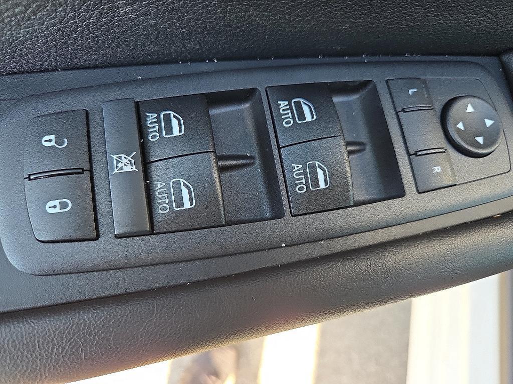 new 2026 Chrysler Pacifica car, priced at $42,015