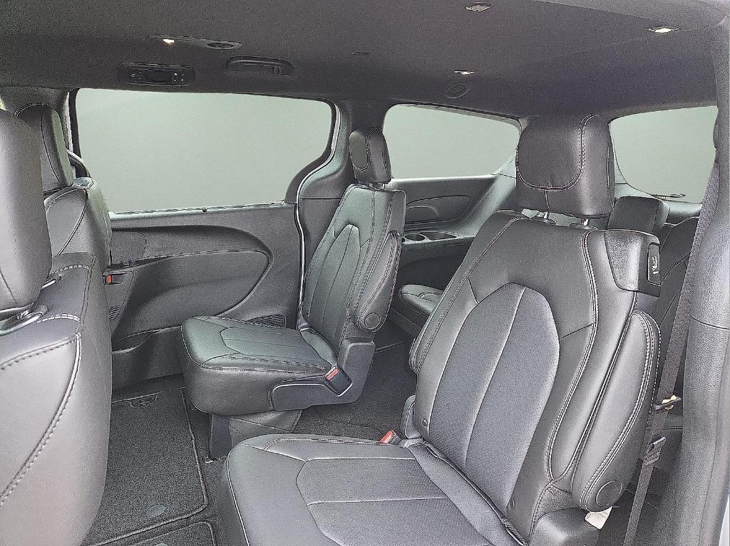 new 2026 Chrysler Pacifica car, priced at $40,300