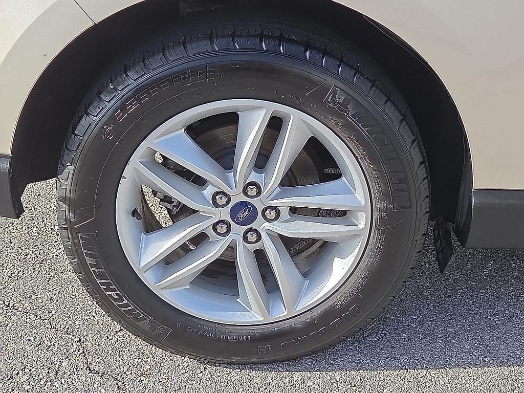 used 2018 Ford Edge car, priced at $9,868