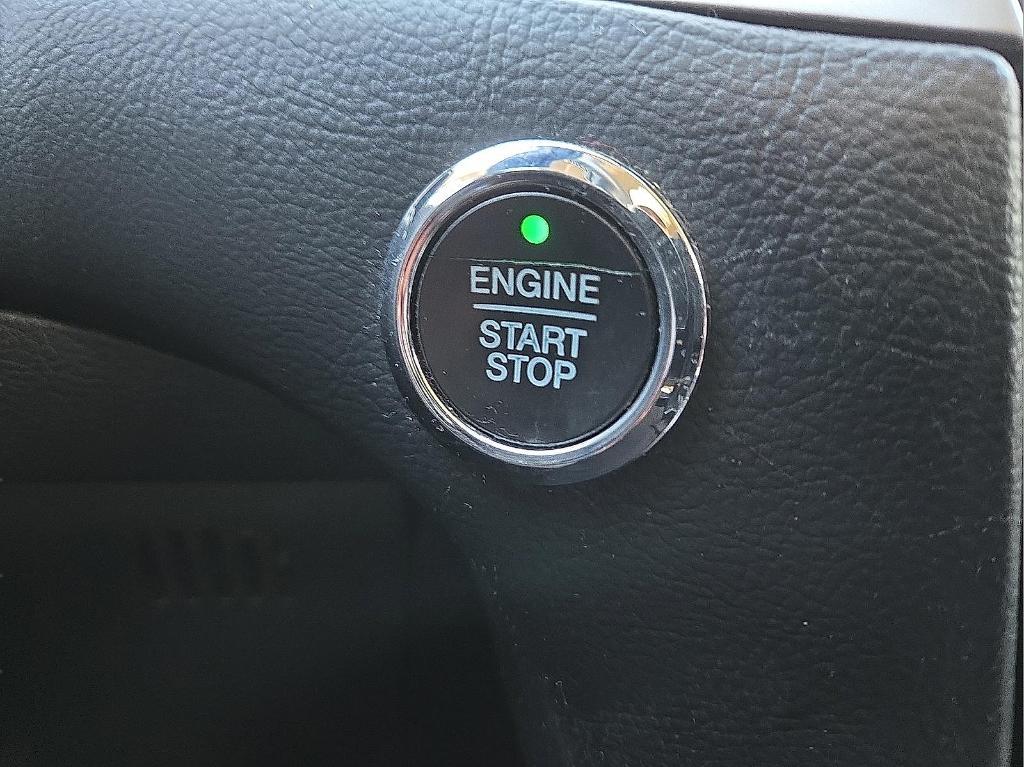 used 2018 Ford Edge car, priced at $9,868