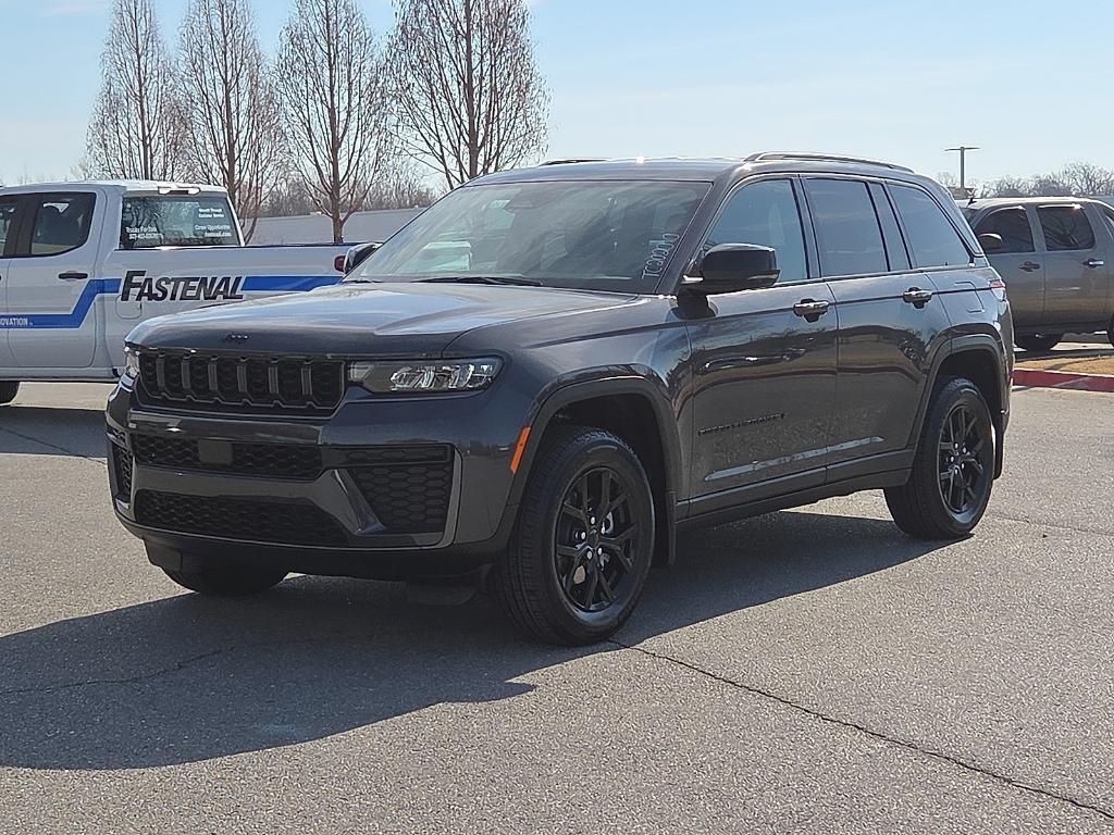 new 2026 Jeep Grand Cherokee car, priced at $47,282