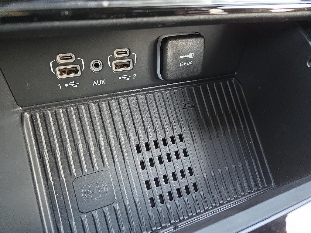 new 2026 Jeep Grand Cherokee car, priced at $47,282