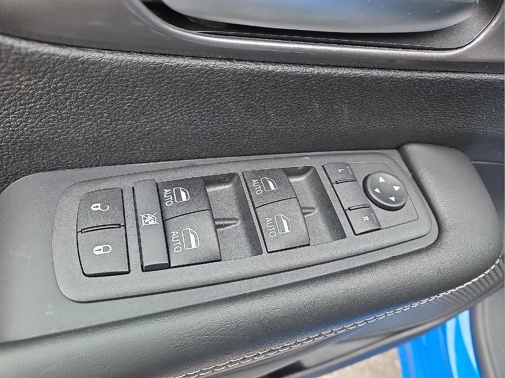 new 2026 Chrysler Pacifica car, priced at $40,766