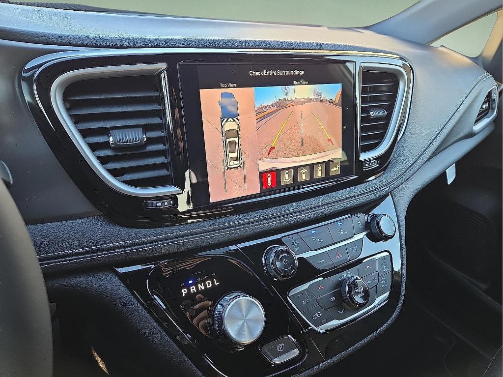 new 2026 Chrysler Pacifica car, priced at $40,766