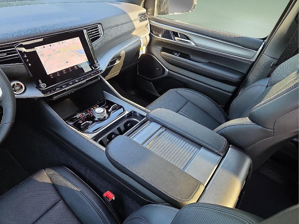 new 2025 Jeep Wagoneer L car, priced at $74,042