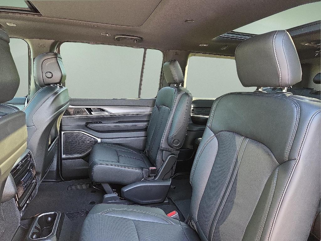 new 2025 Jeep Wagoneer L car, priced at $74,042