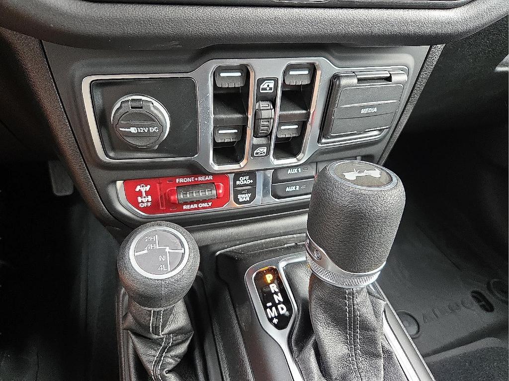 new 2025 Jeep Wrangler car, priced at $52,941