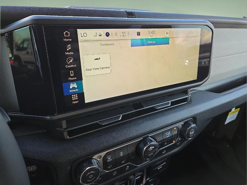 new 2026 Jeep Gladiator car, priced at $47,442