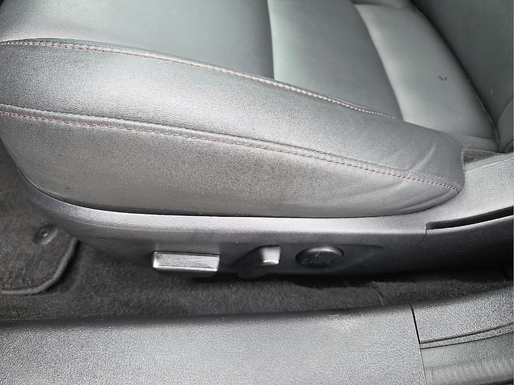 used 2023 Mazda Mazda3 car, priced at $20,913