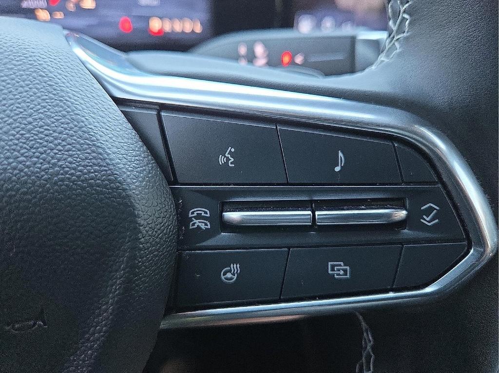 used 2024 Chevrolet Traverse car, priced at $44,274