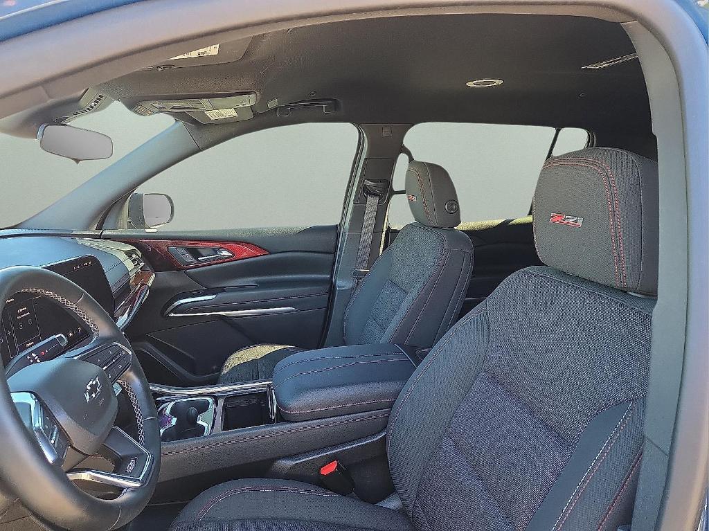 used 2024 Chevrolet Traverse car, priced at $44,274