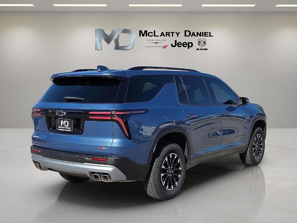 used 2024 Chevrolet Traverse car, priced at $44,274
