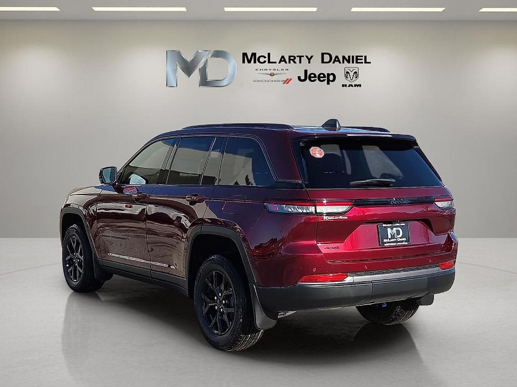 new 2026 Jeep Grand Cherokee car, priced at $44,786