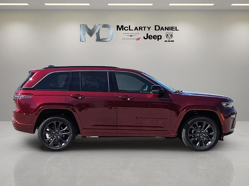 new 2026 Jeep Grand Cherokee car, priced at $46,848