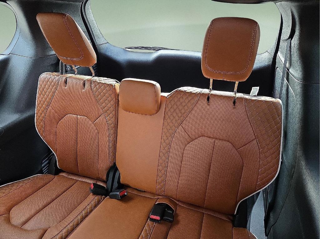 new 2026 Chrysler Pacifica car, priced at $55,183