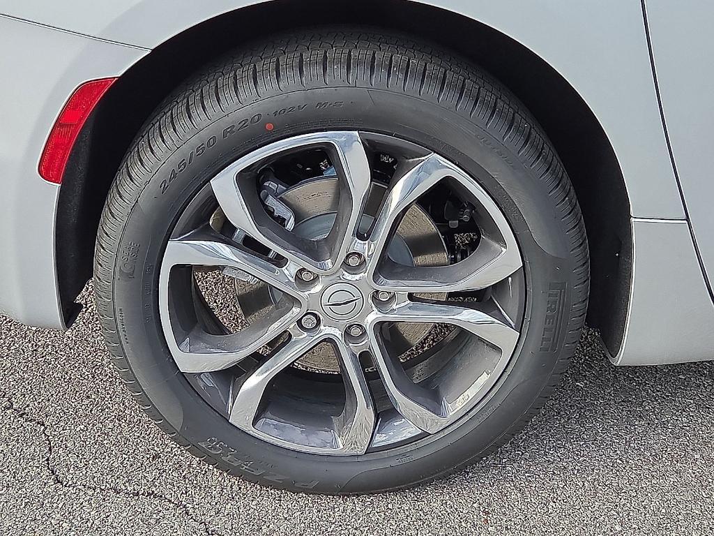 new 2026 Chrysler Pacifica car, priced at $55,183