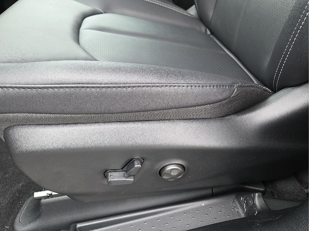 new 2026 Chrysler Pacifica car, priced at $38,329