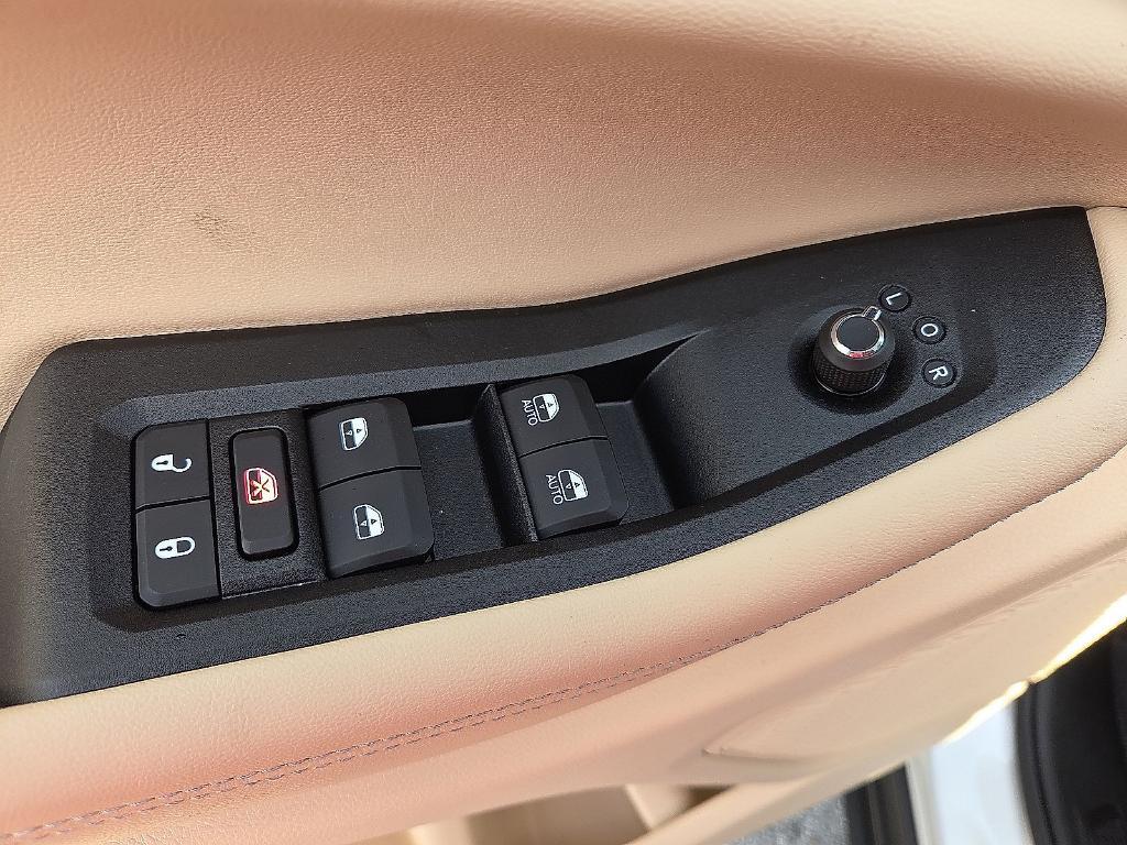 new 2025 Jeep Grand Cherokee L car, priced at $49,237