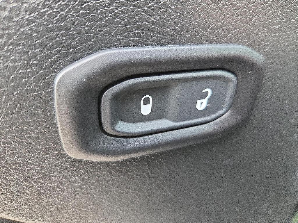 used 2020 Jeep Wrangler Unlimited car, priced at $27,416