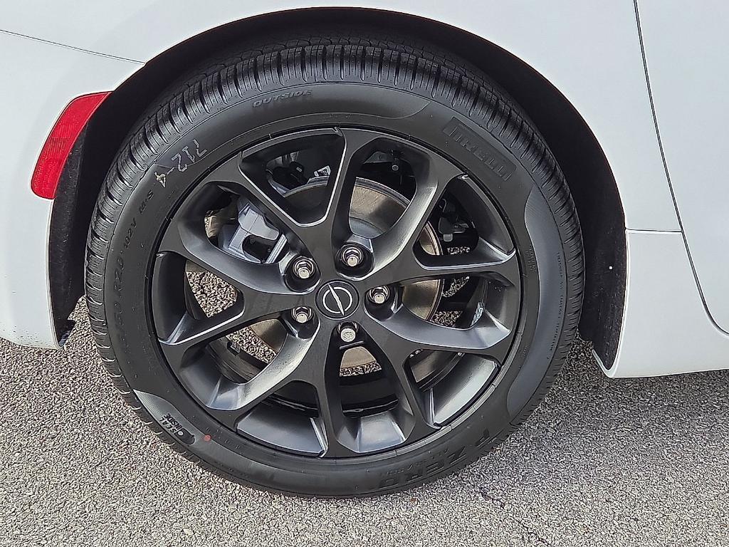 new 2026 Chrysler Pacifica car, priced at $47,359