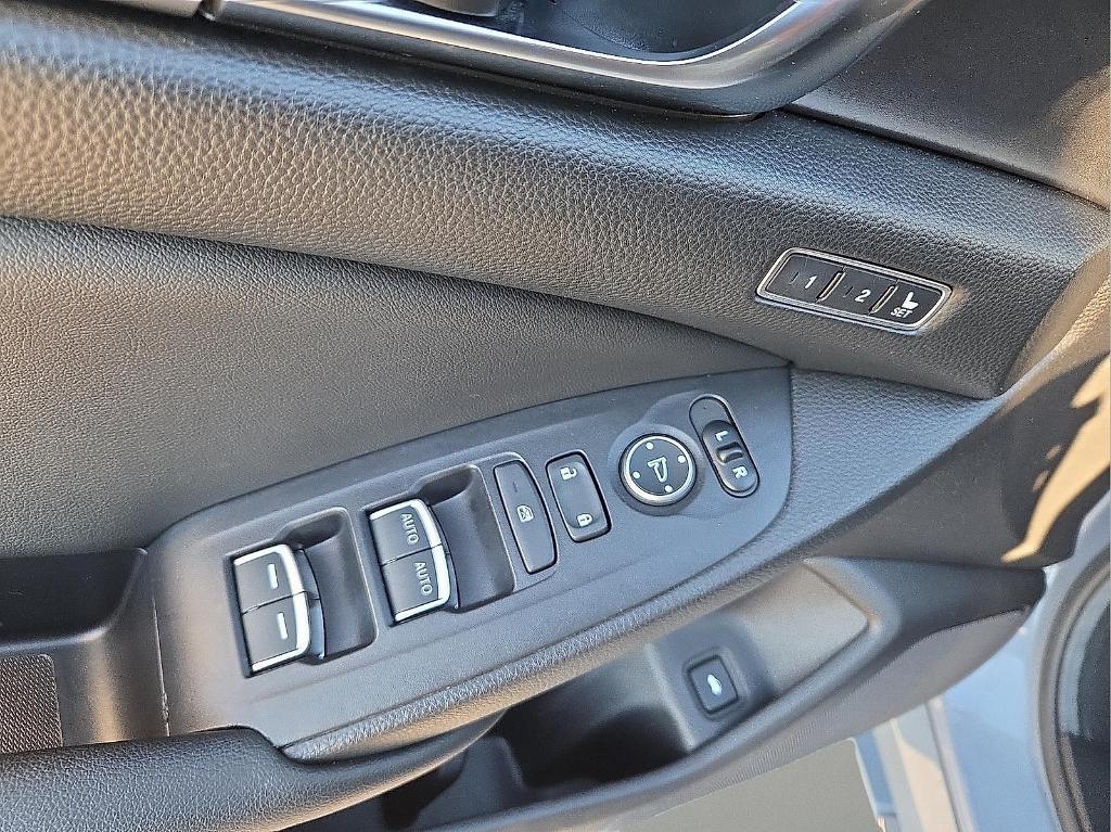 used 2021 Honda Accord Hybrid car, priced at $27,868