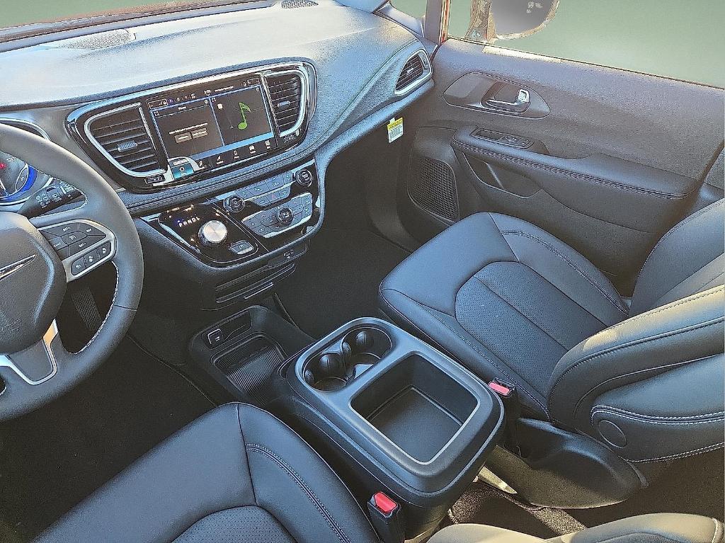 new 2026 Chrysler Pacifica car, priced at $39,235