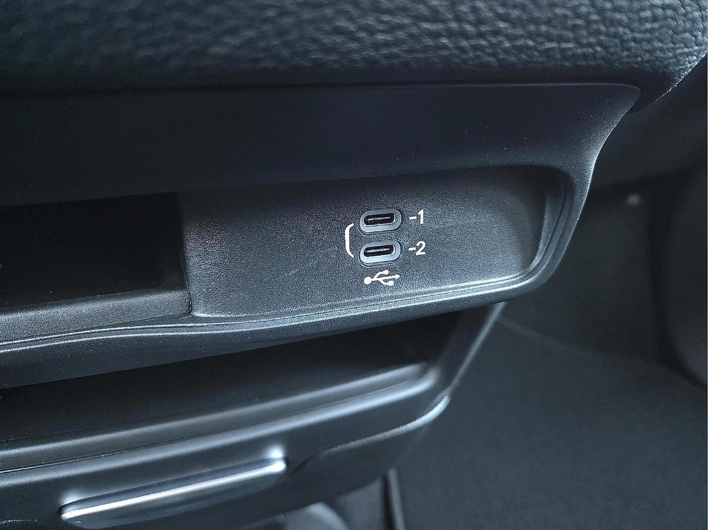 new 2026 Chrysler Pacifica car, priced at $39,235