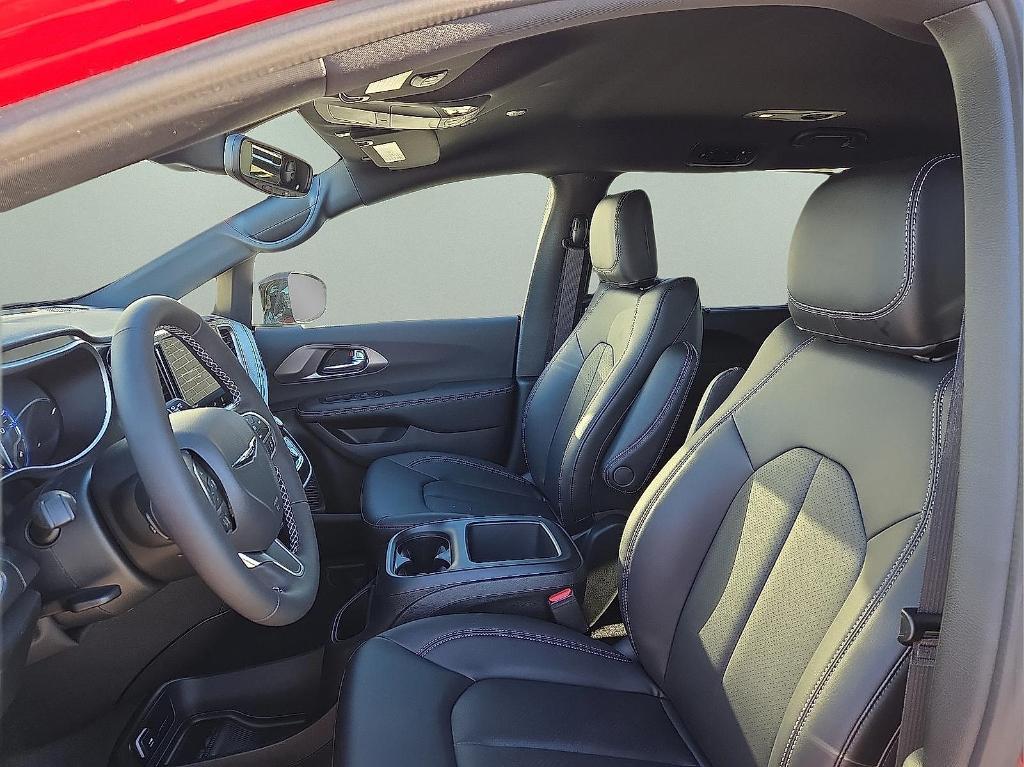 new 2026 Chrysler Pacifica car, priced at $39,235