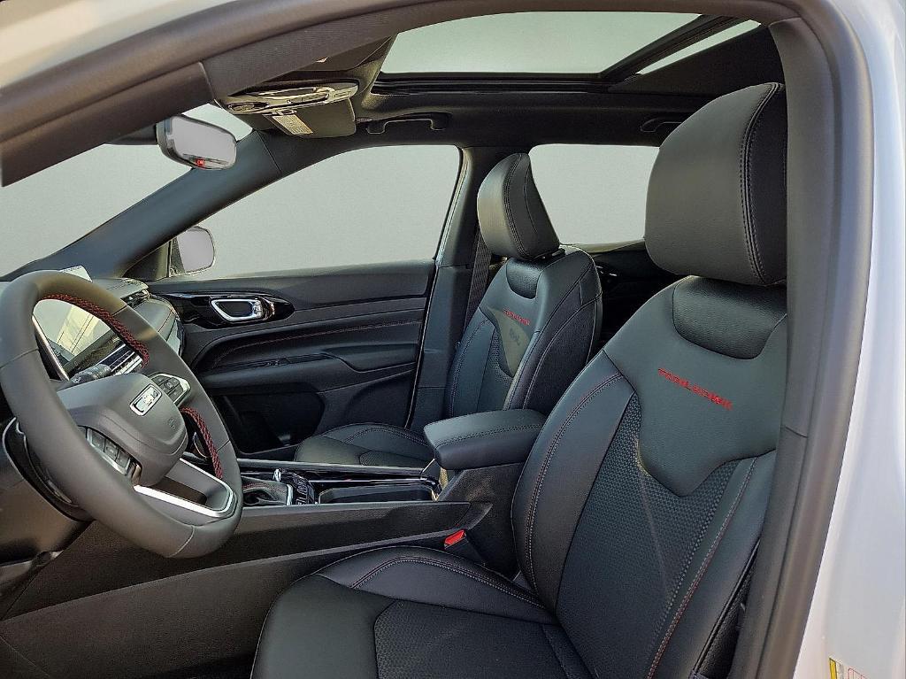 new 2026 Jeep Compass car, priced at $35,650