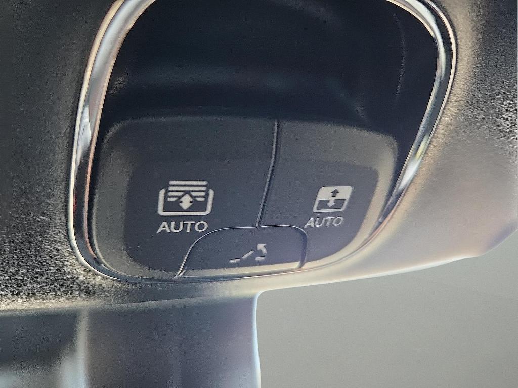 new 2026 Jeep Compass car, priced at $37,709