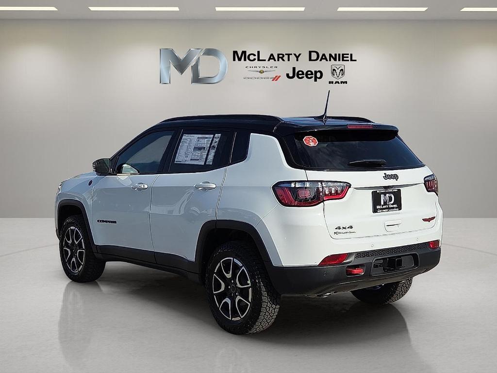 new 2026 Jeep Compass car, priced at $37,709