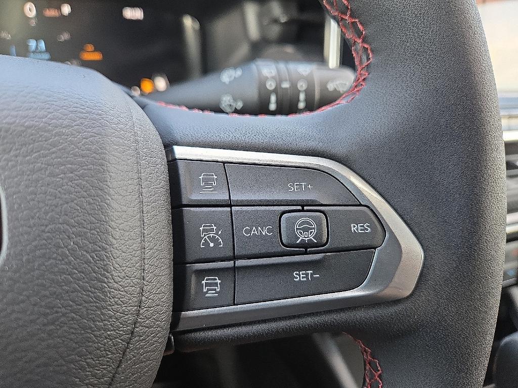 new 2026 Jeep Compass car, priced at $37,709