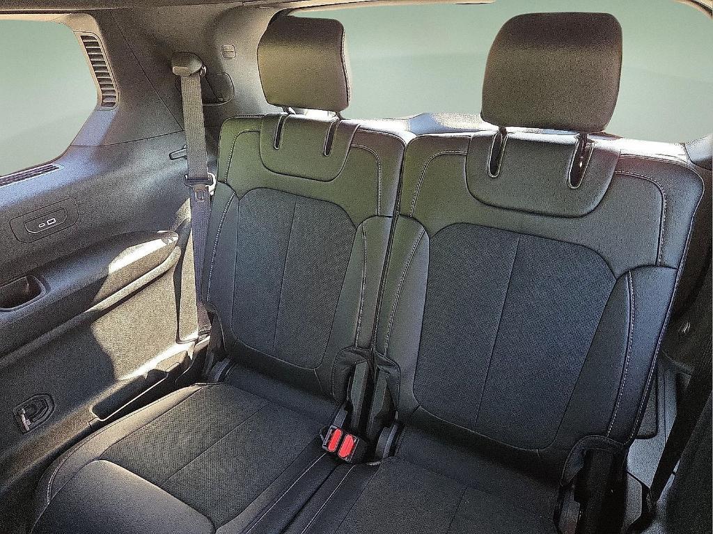 new 2025 Jeep Grand Cherokee L car, priced at $40,219