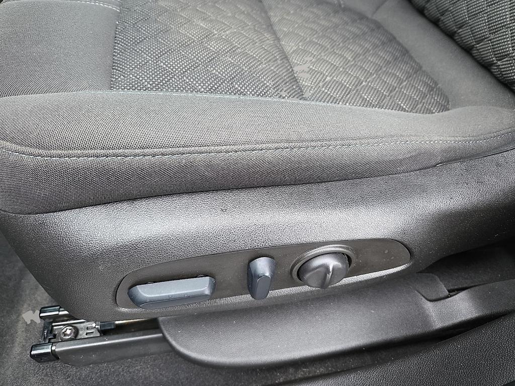 used 2022 Chevrolet Blazer car, priced at $21,212