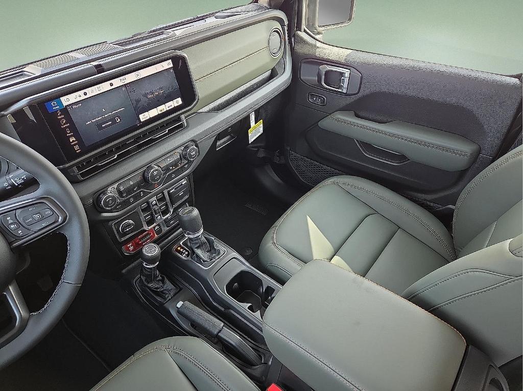 new 2026 Jeep Gladiator car, priced at $55,256