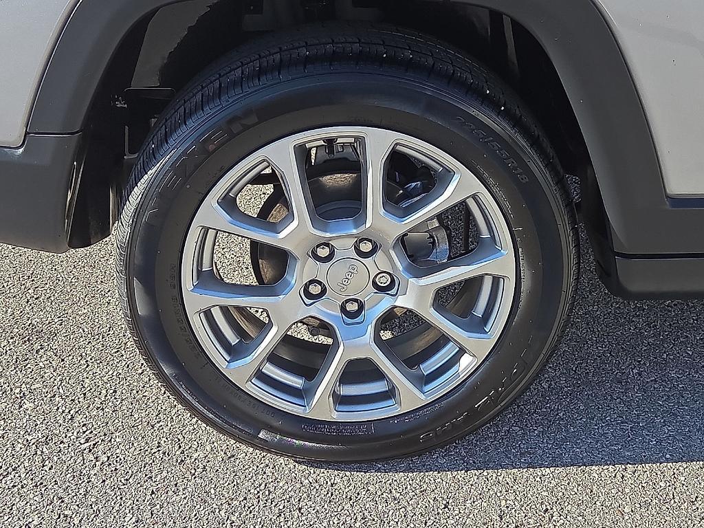 used 2022 Jeep Compass car, priced at $21,368