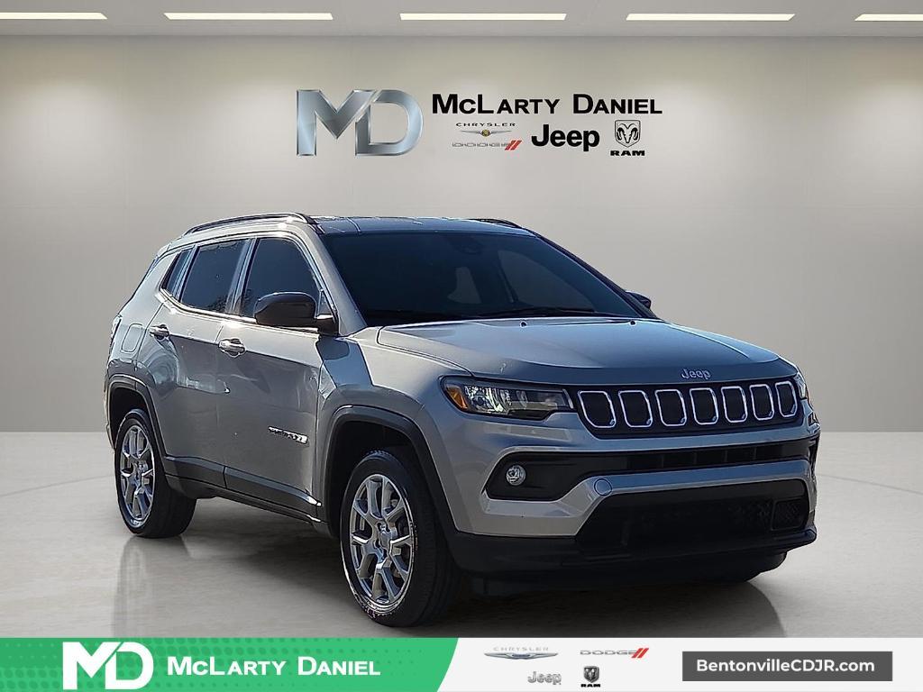 used 2022 Jeep Compass car, priced at $21,368