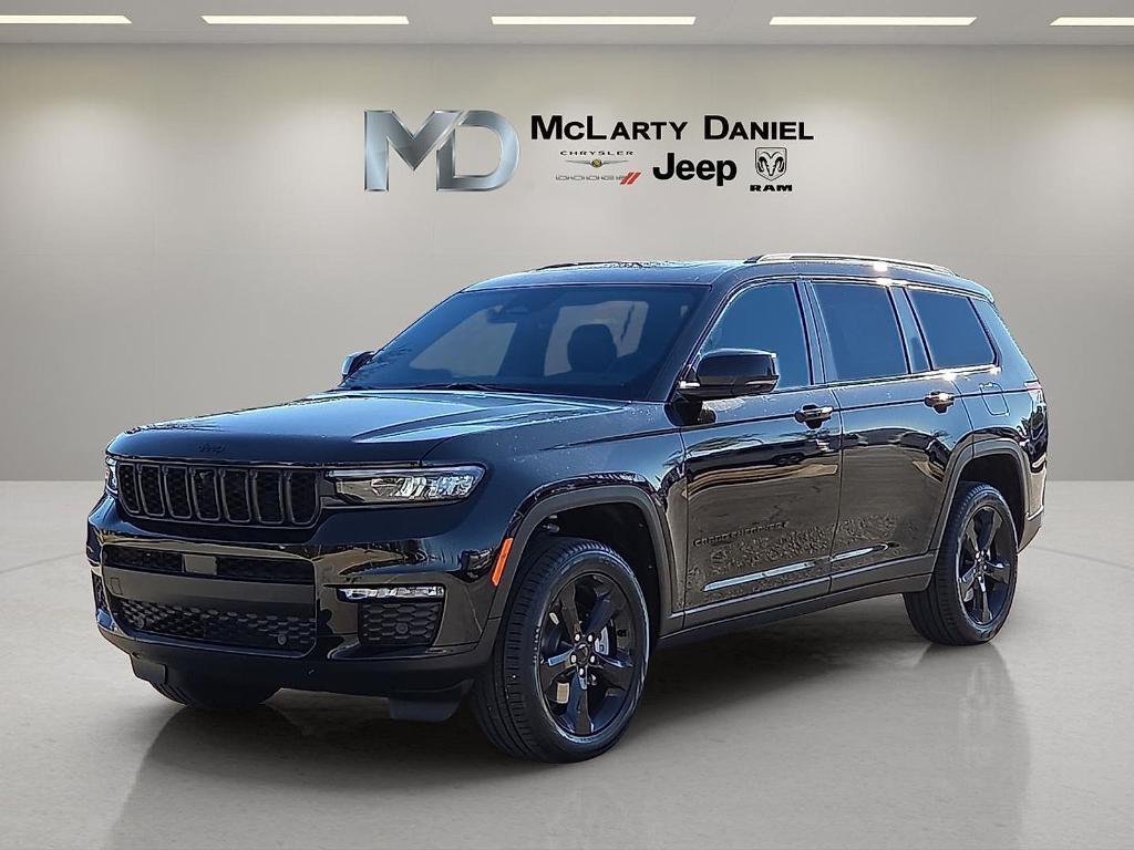 new 2025 Jeep Grand Cherokee L car, priced at $49,204