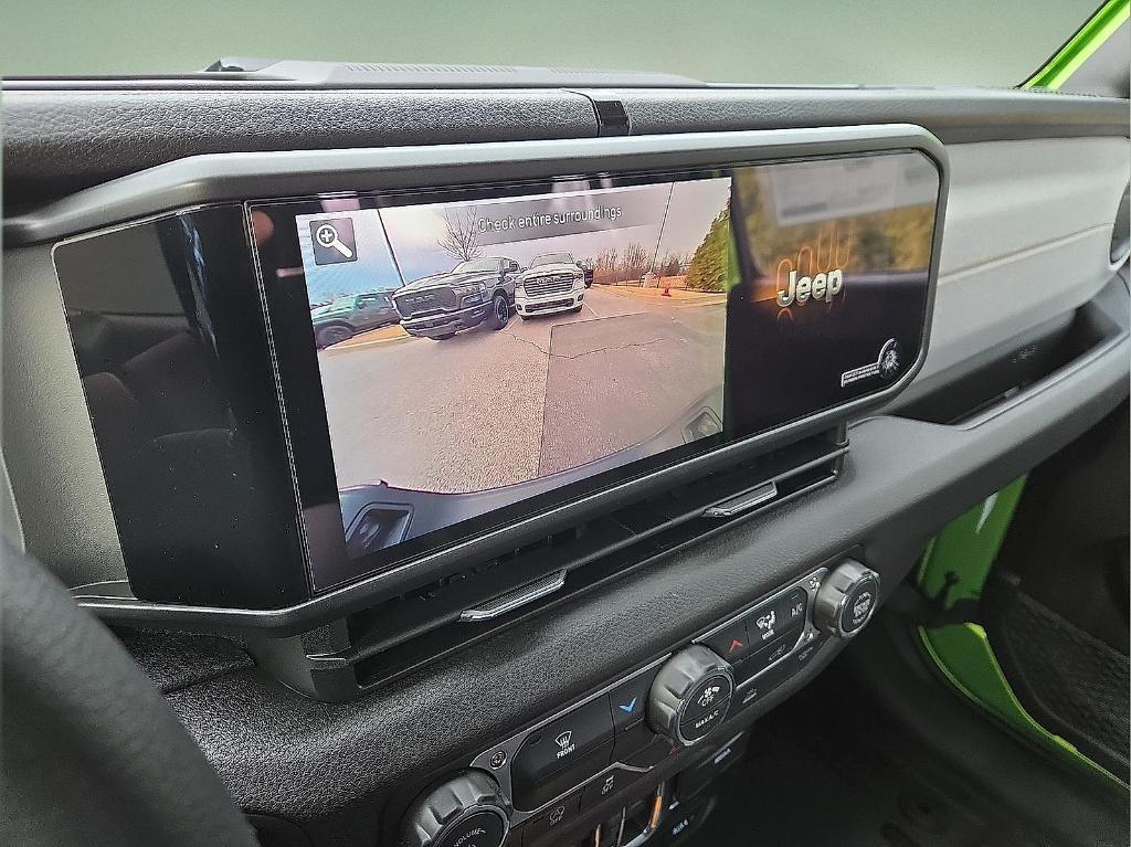 new 2026 Jeep Gladiator car, priced at $41,197