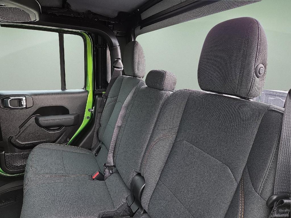 new 2026 Jeep Gladiator car, priced at $41,197