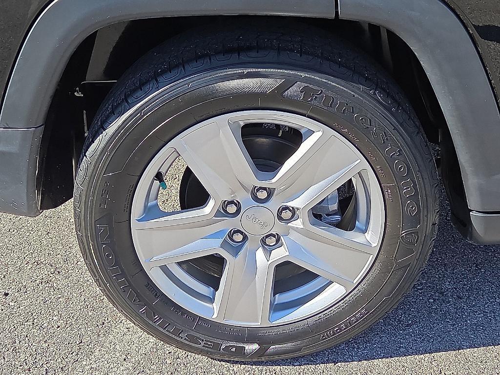 used 2022 Jeep Compass car, priced at $19,014