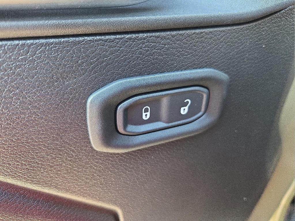 new 2026 Jeep Wrangler car, priced at $51,564