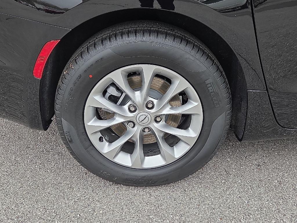 new 2026 Chrysler Pacifica car, priced at $44,955