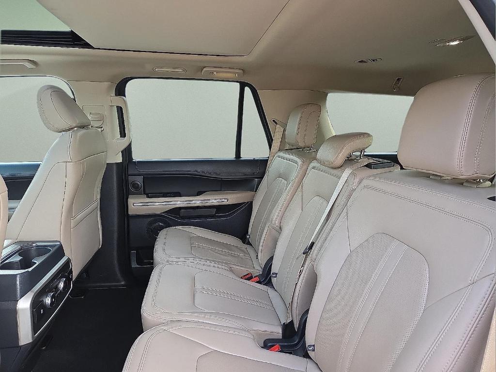 used 2024 Ford Expedition car, priced at $47,768