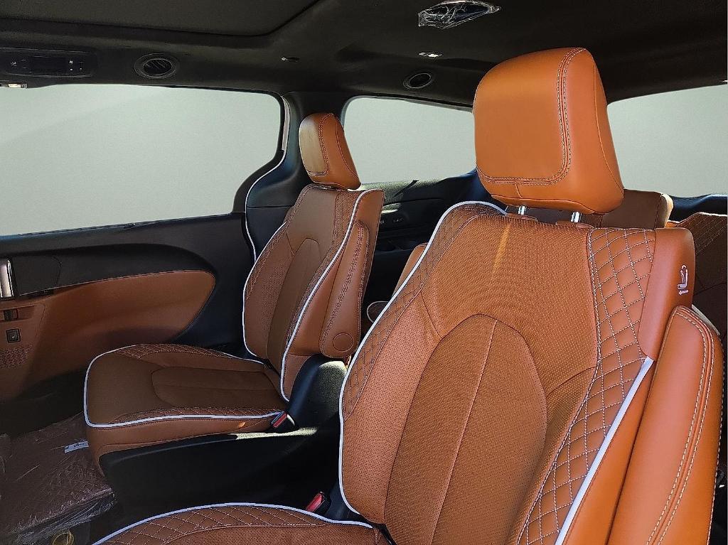 new 2026 Chrysler Pacifica car, priced at $51,327