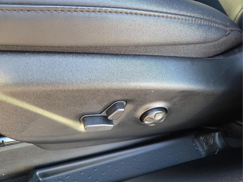 new 2026 Chrysler Pacifica car, priced at $40,300