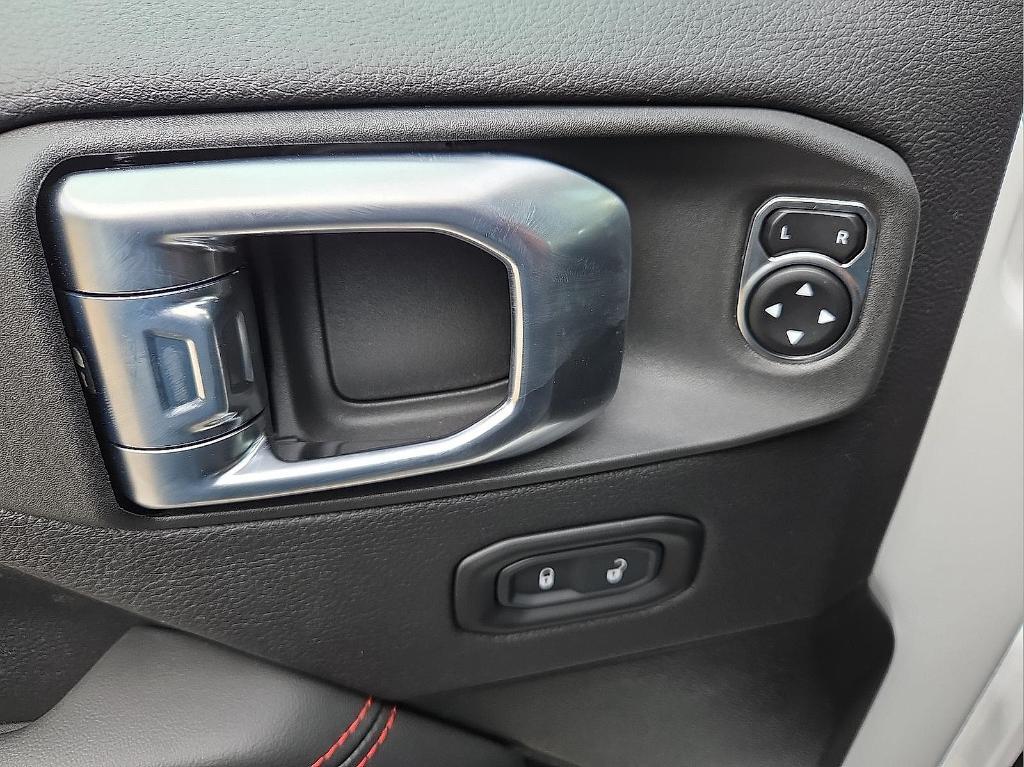 new 2026 Jeep Gladiator car, priced at $58,349